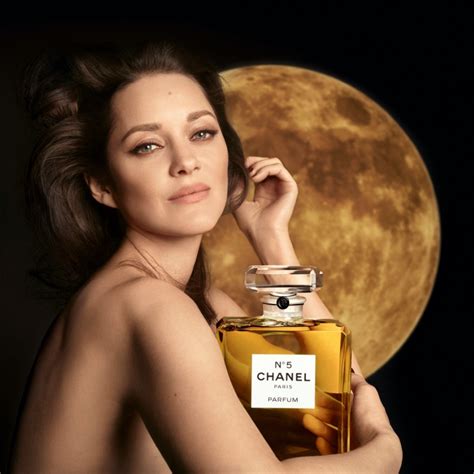 chanel advert actress|Chanel number 5 new face.